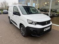 Used Peugeot Partner Premium 100 HP (73 kW) 2022 White MPV