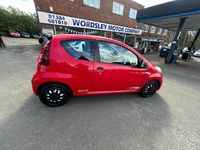 Used Peugeot 107 Access 68 HP (50 kW) 2012 Bright red Hatchback