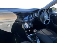 Usado VW T-Roc SE 115 HP (84 kW) 2018 Cinzento SUV