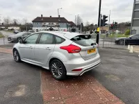 Used Ford Focus ST-Line 125 HP (91 kW) 2017 Silver Hatchback