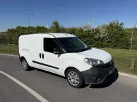 Usado Fiat Doblò 90 HP (66 kW) 2015 Branco Monovolume