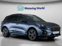 Käytetty Ford Kuga ST-Line 225 HP (165 kW) 2022 Sininen Katumaasturi