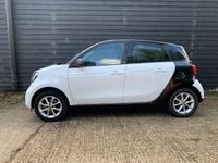 Used Smart ForFour Passion 71 HP (52 kW) 2019 Black Hatchback