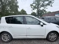 Used Renault Scénic III Dynamique 110 HP (80 kW) 2016