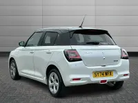 Used Suzuki Swift 2024 White Hatchback
