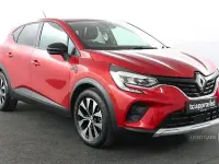 Used Renault Captur Evolution 143 HP (105 kW) 2023 Red SUV