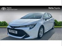 Begagnad Toyota Corolla 122 HK (89 kW) 2021 Vit Halvkombi