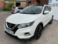 Used Nissan Qashqai Tekna 2018 White SUV
