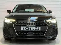 Begagnad Audi A1 Sport 2025 Svart SUV