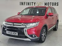 Used Mitsubishi Outlander 150 HP (110 kW) 2018 Red SUV