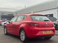 Begagnad Seat Leon SE 110 HK (80 kW) 2016 Röd Halvkombi