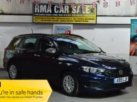 Used Fiat Tipo Easy 95 HP (69 kW) 2019 Blue Estate