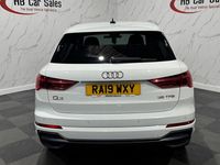 Used Audi Q3 S-Line 150 HP (110 kW) 2019 White SUV