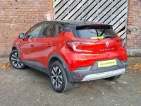 Second-hand Renault Captur LIMITED 91 CP (66 kW) 2022 Roșu SUV