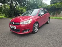 Used Citroën C4 SELECTION 2013 Red Hatchback