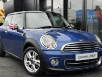 Begagnad Mini Cooper Hatch 122 HK (89 kW) 2013 Blå Halvkombi