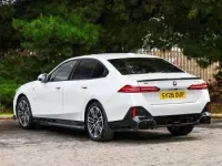 Used BMW 550e M Sport 489 HP (359 kW) 2026 White Sedan