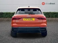 Begagnad Audi Q3 Black Edition 150 HK (110 kW) 2022 Orange SUV