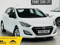 Used Hyundai i30 SE 108 HP (79 kW) 2015 White Hatchback