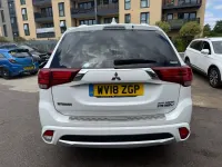 Used Mitsubishi Outlander P-HEV 2018 White Estate