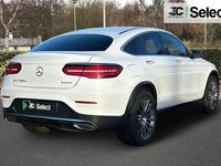 Used Mercedes GLC250 AMG line 200 HP (147 kW) 2018 White Coupe