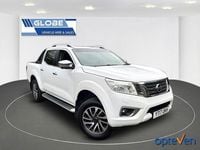 Używany Nissan Navara Tekna 190 KM (139 kW) 2017 Biały Pickup