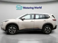 Usado Nissan X-Trail Acenta Premium 213 CV (156 kW) 2023 Plateado SUV