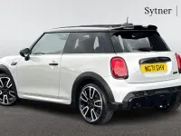 Used Mini Cooper Hatch 134 HP (98 kW) 2021 Silver Hatchback