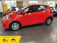Gebraucht Hyundai i10 SE 67 PS (49 kW) 2018 Rot Kleinwagen