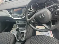Used Vauxhall Astra Design Edition 2019 White Estate