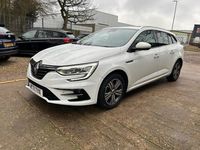 Used Renault Mégane GrandTour Iconic 115 HP (84 kW) 2022 White Estate