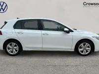 Used VW Golf VII Life 130 HP (95 kW) 2021 White Hatchback