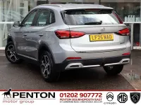 Używany MG ZS SE 196 KM (144 kW) 2025 Szary SUV
