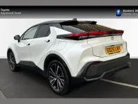 Used Toyota C-HR 220 HP (161 kW) 2025 White SUV