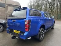 New Isuzu D-Max 205 HP (150 kW) 2025 Blue Pickup