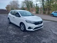 Used Dacia Sandero Essentiel 90 HP (66 kW) 2021 White Hatchback