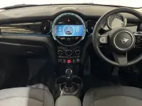 Used Mini Cooper Classic 134 HP (98 kW) 2022 Red Hatchback