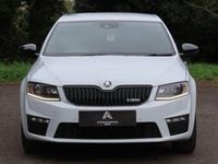 Used Skoda Octavia vRS 230 HP (169 kW) 2016 White Hatchback