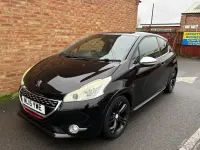 Second-hand Peugeot 208 GTi 2015 Negru Hatchback