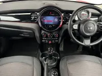 Used Mini Cooper Classic 134 HP (98 kW) 2022 Red Hatchback
