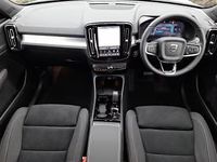 New Volvo XC40 Plus 163 HP (119 kW) 2025 White SUV