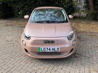 Used Fiat 500e 86 kW (118 HP) 2024 Gold Hatchback
