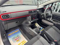 Used Citroën C3 Feel 110 HP (80 kW) 2017 White Hatchback