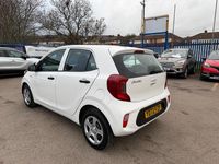 Used Kia Picanto 2022 White Hatchback