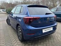 Used VW Polo Life 95 HP (69 kW) 2024 Blue Hatchback