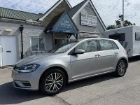 Used VW Golf VII SE 123 HP (90 kW) 2017 Silver Hatchback