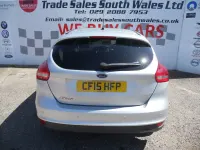 Begagnad Ford Focus Titanium 115 HK (84 kW) 2015 Silver Halvkombi