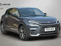 Used Lexus LBX 136 HP (100 kW) 2025 Grey/black SUV
