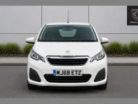 Used Peugeot 108 Active 71 HP (52 kW) 2018 White Hatchback