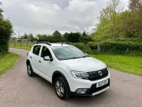Used Dacia Sandero Lauréate 90 HP (66 kW) 2017 White Hatchback